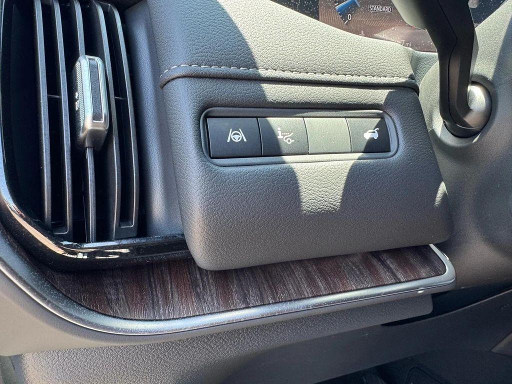 new 2025 Nissan Armada car, priced at $65,248