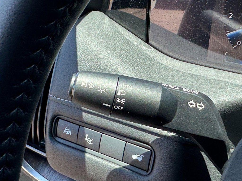 new 2025 Nissan Armada car, priced at $62,598