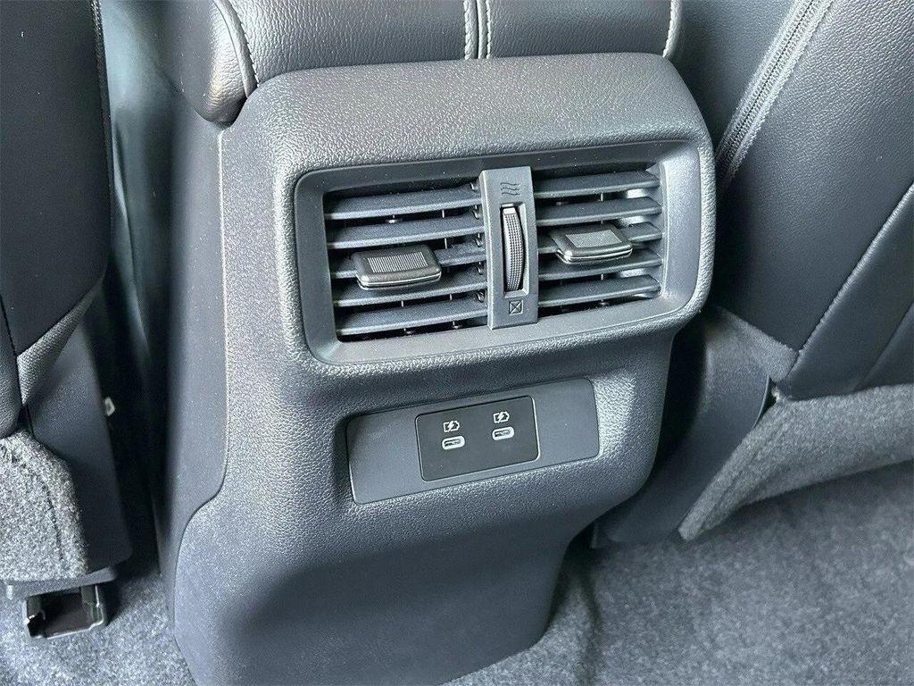 new 2025 Nissan Murano car, priced at $40,813