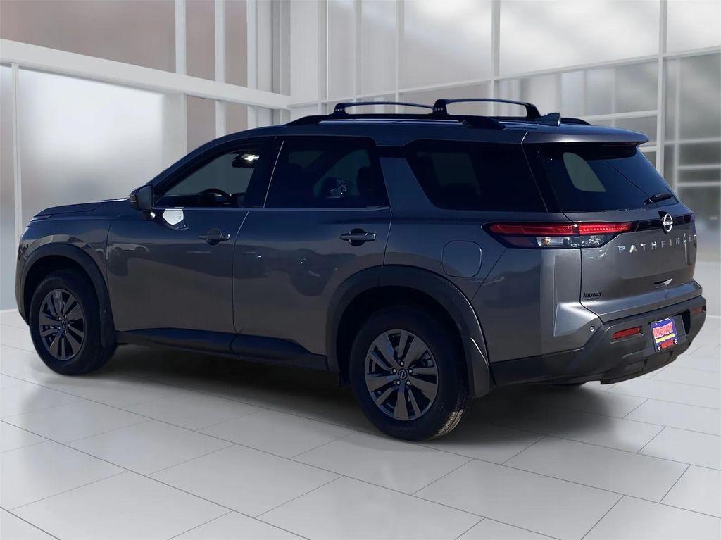 new 2025 Nissan Pathfinder car, priced at $32,814