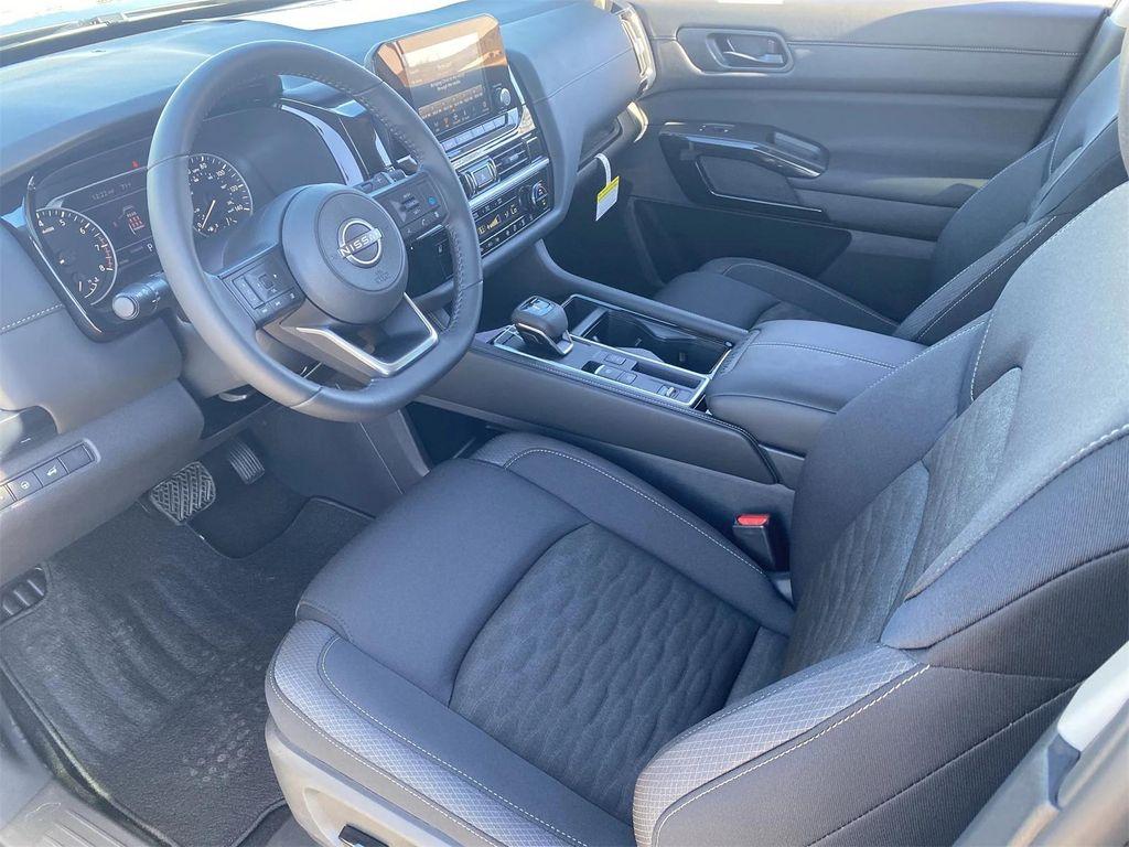 new 2025 Nissan Pathfinder car, priced at $32,814