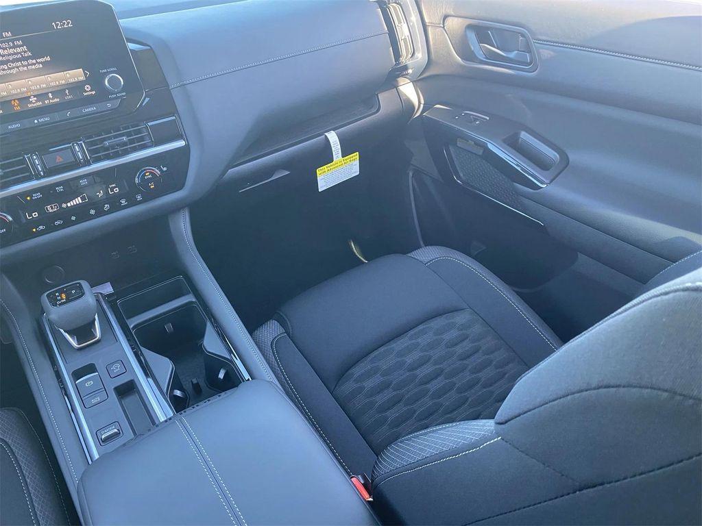 new 2025 Nissan Pathfinder car, priced at $32,814