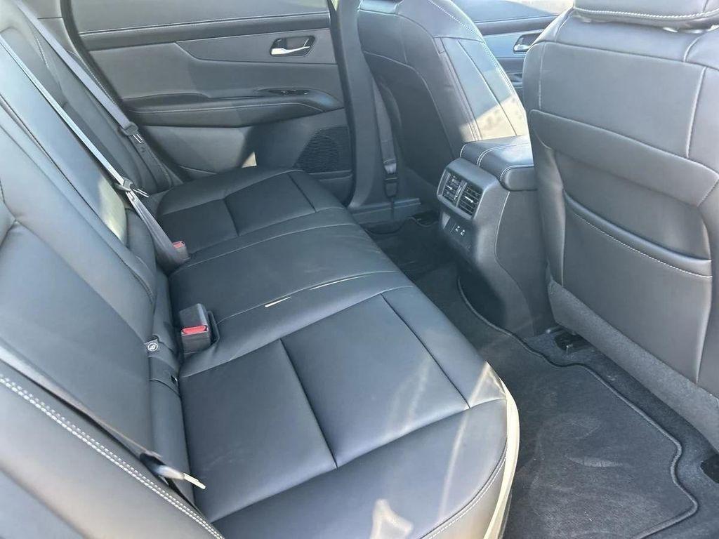 new 2025 Nissan Murano car, priced at $40,648