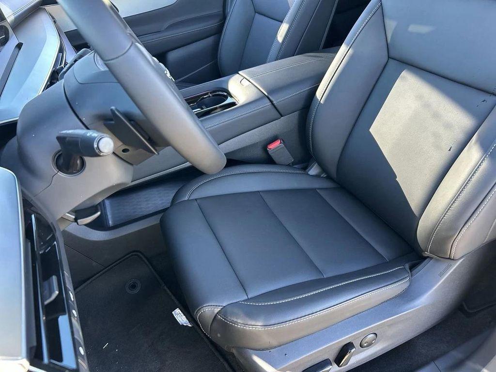 new 2025 Nissan Murano car, priced at $45,648