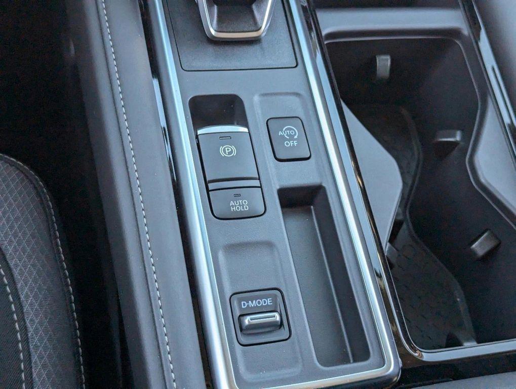 new 2025 Nissan Pathfinder car, priced at $32,970