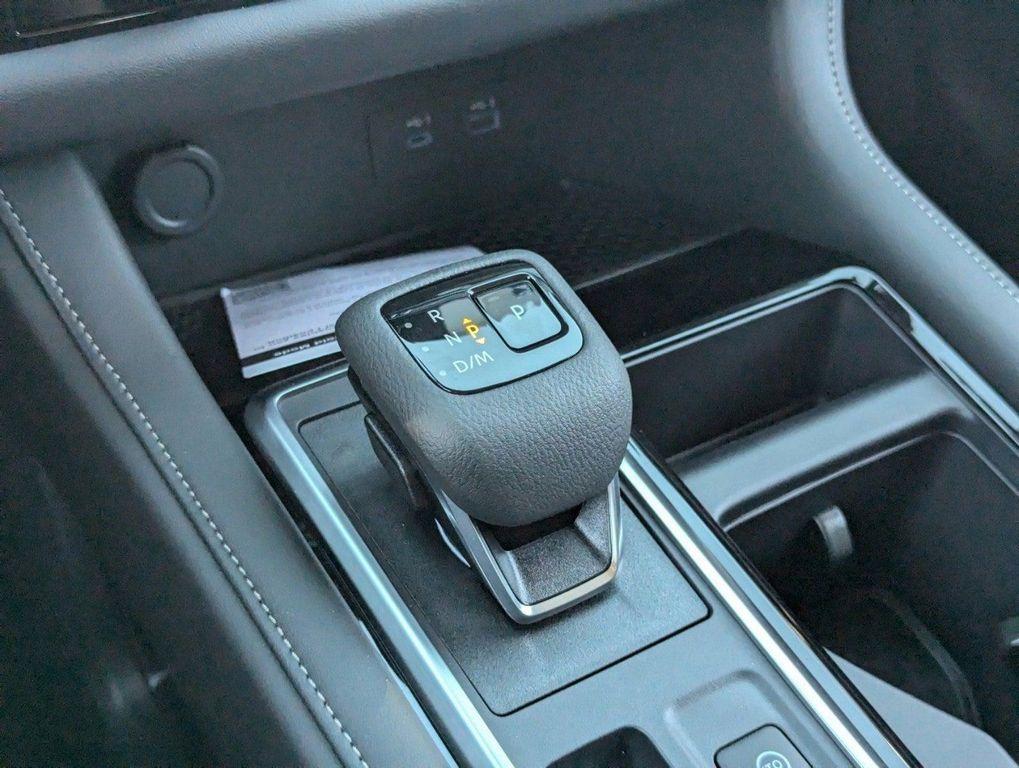 new 2025 Nissan Pathfinder car, priced at $32,970