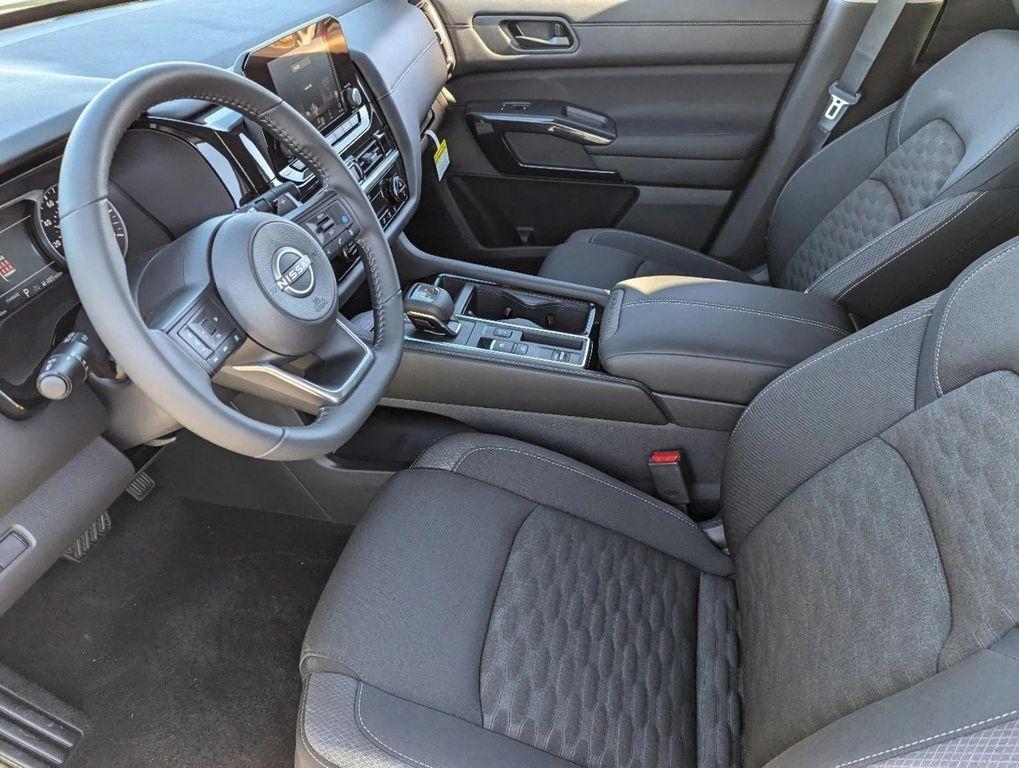 new 2025 Nissan Pathfinder car, priced at $32,970