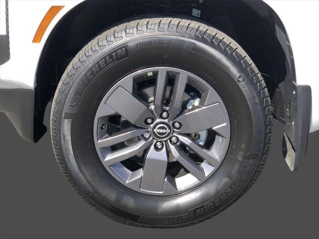 new 2025 Nissan Frontier car, priced at $39,341