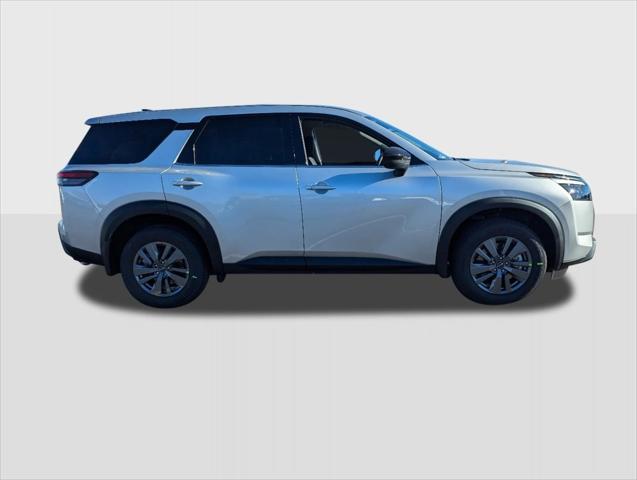 new 2025 Nissan Pathfinder car, priced at $35,353