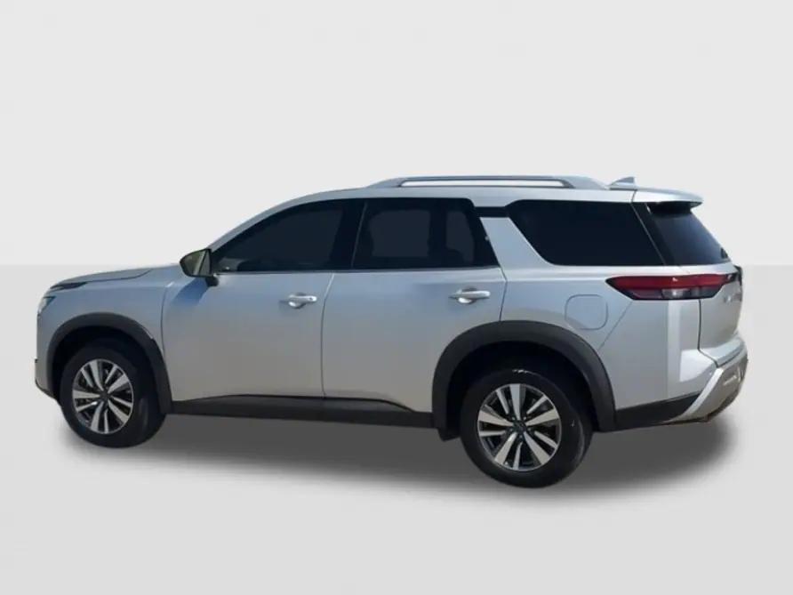 new 2025 Nissan Pathfinder car, priced at $40,323