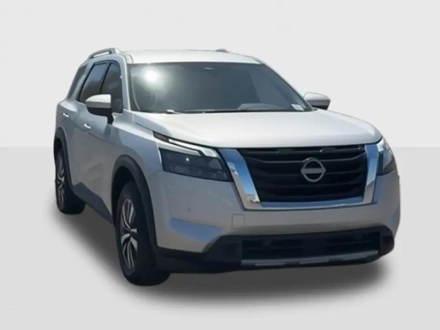 new 2025 Nissan Pathfinder car, priced at $40,323