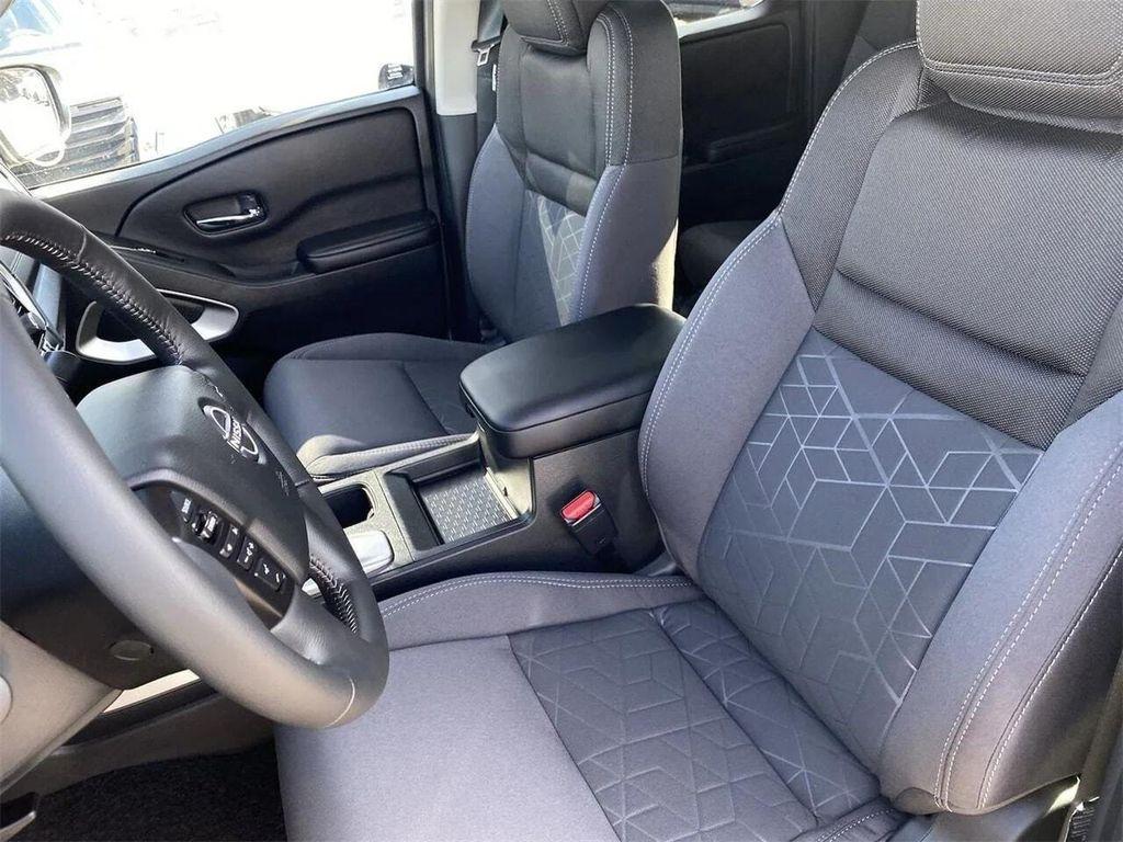 new 2025 Nissan Frontier car, priced at $32,719