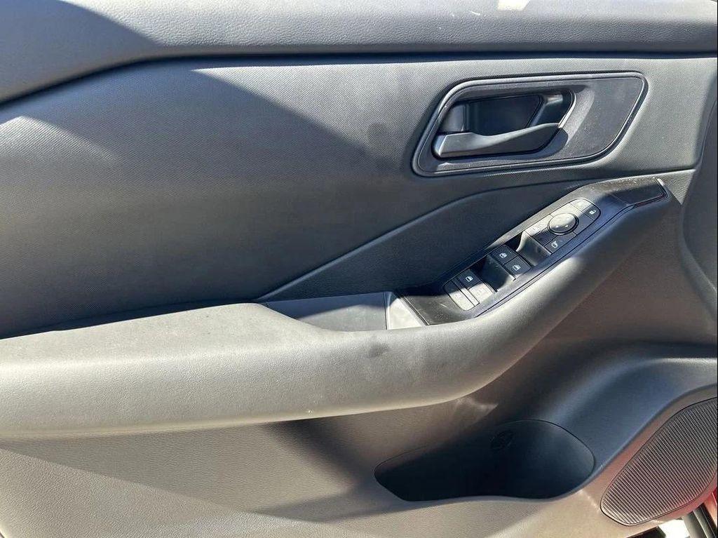 new 2025 Nissan Rogue car, priced at $24,566