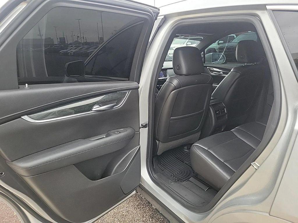 used 2020 Cadillac XT5 car, priced at $18,499