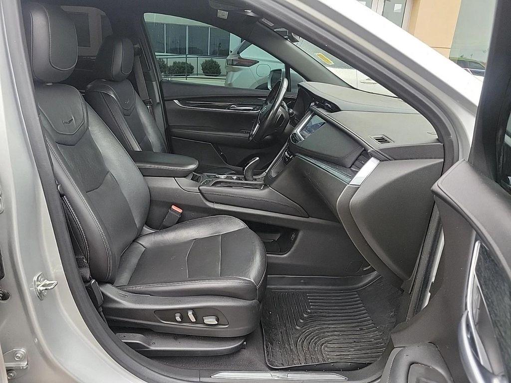 used 2020 Cadillac XT5 car, priced at $18,499