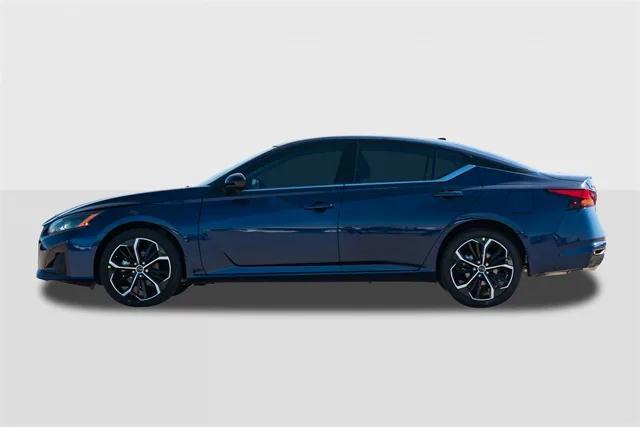 new 2024 Nissan Altima car, priced at $25,757