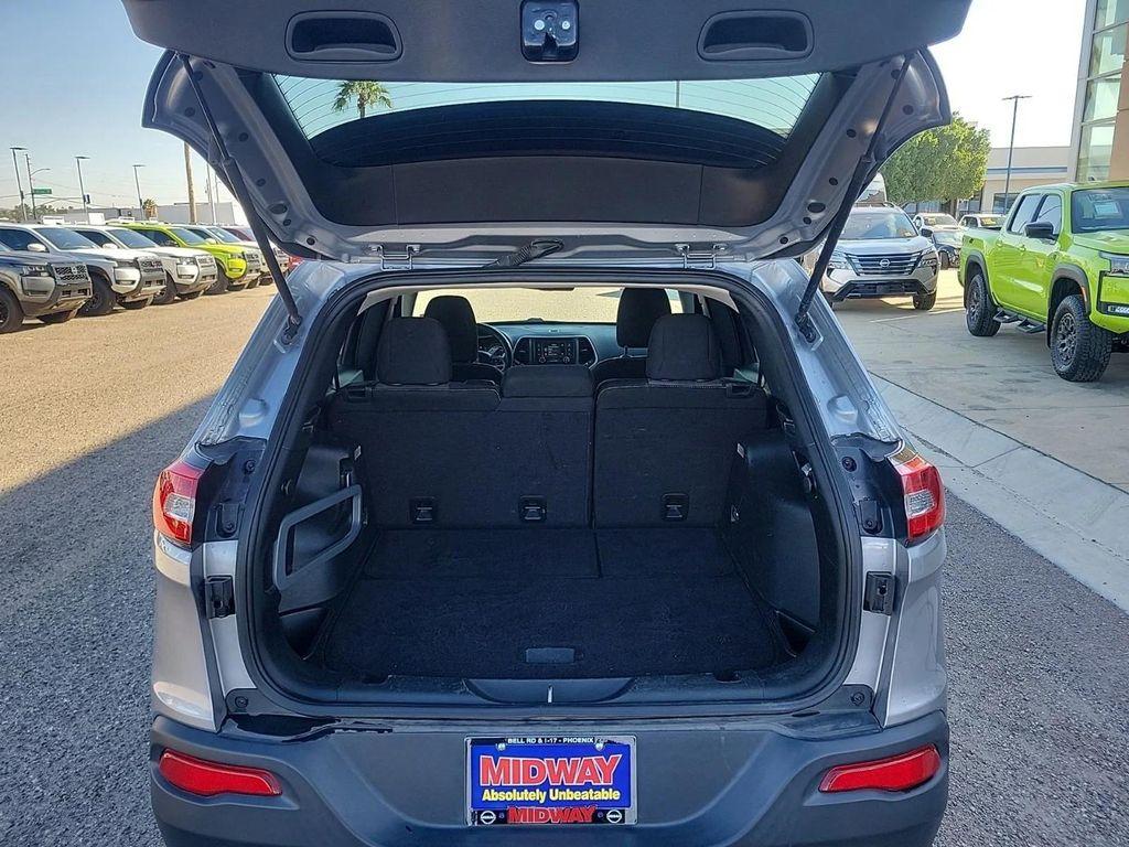 used 2017 Jeep Cherokee car, priced at $6,997