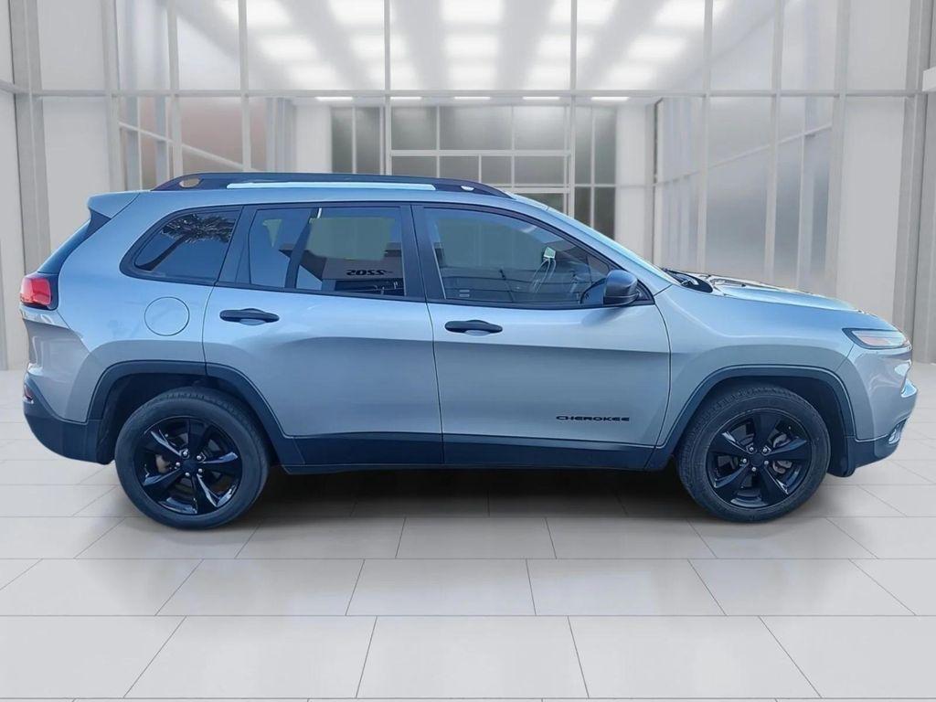 used 2017 Jeep Cherokee car, priced at $6,997