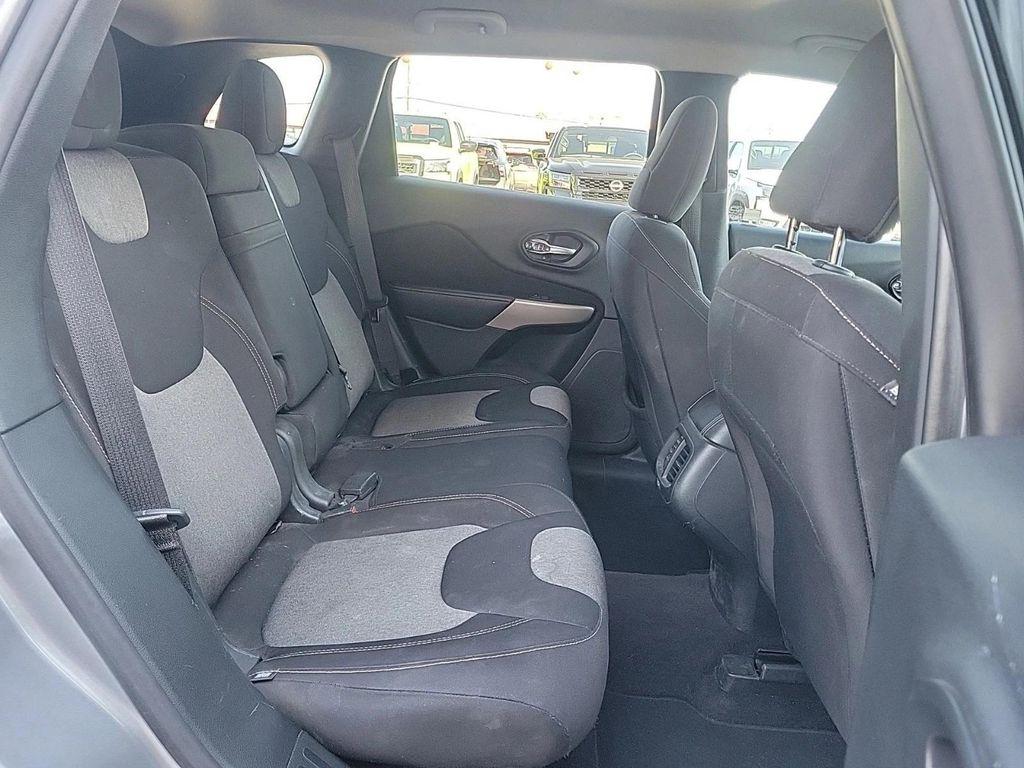 used 2017 Jeep Cherokee car, priced at $6,997