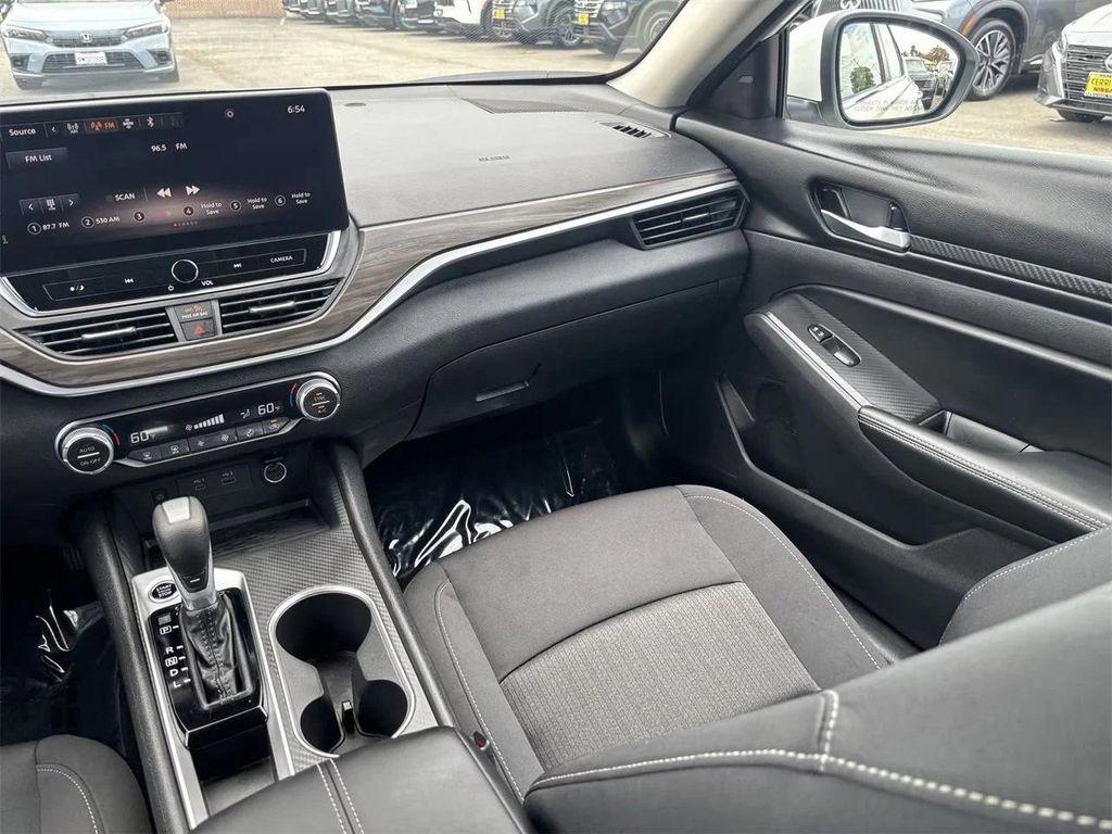new 2025 Nissan Altima car, priced at $26,886
