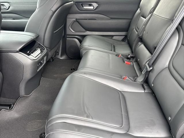 new 2025 Nissan Armada car, priced at $58,185