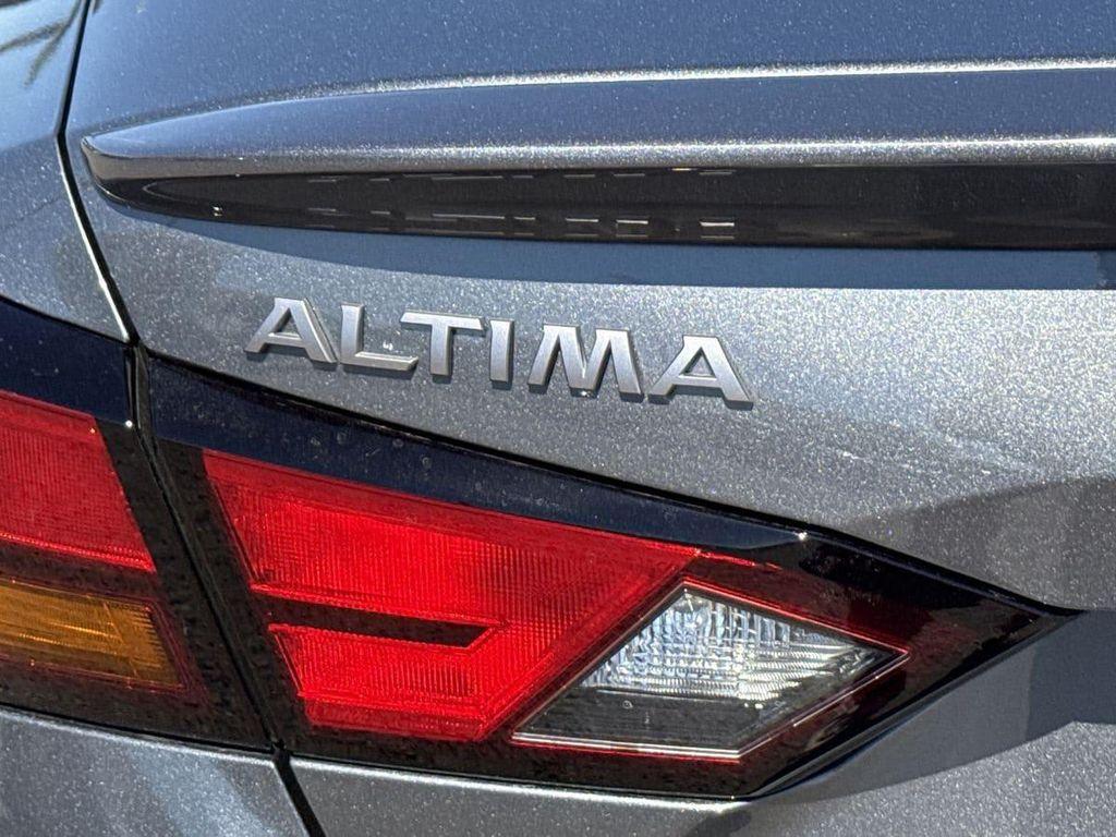 new 2025 Nissan Altima car, priced at $27,750