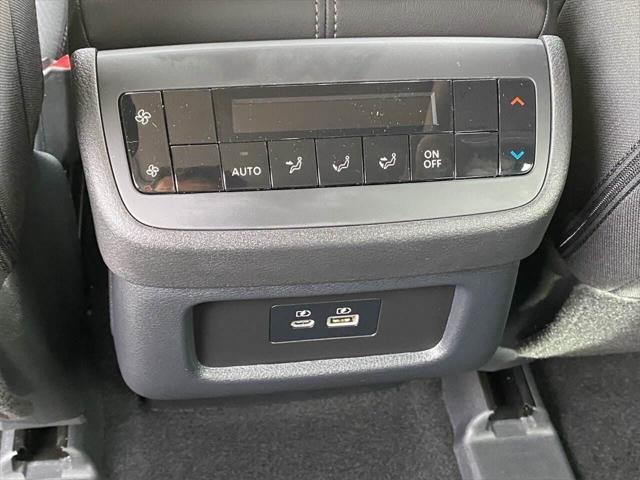 new 2025 Nissan Pathfinder car, priced at $40,333
