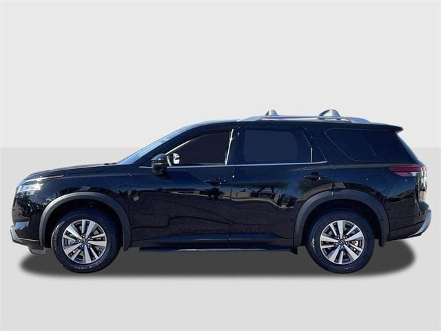 new 2024 Nissan Pathfinder car, priced at $40,256