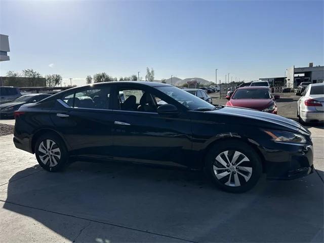 new 2025 Nissan Altima car, priced at $27,140