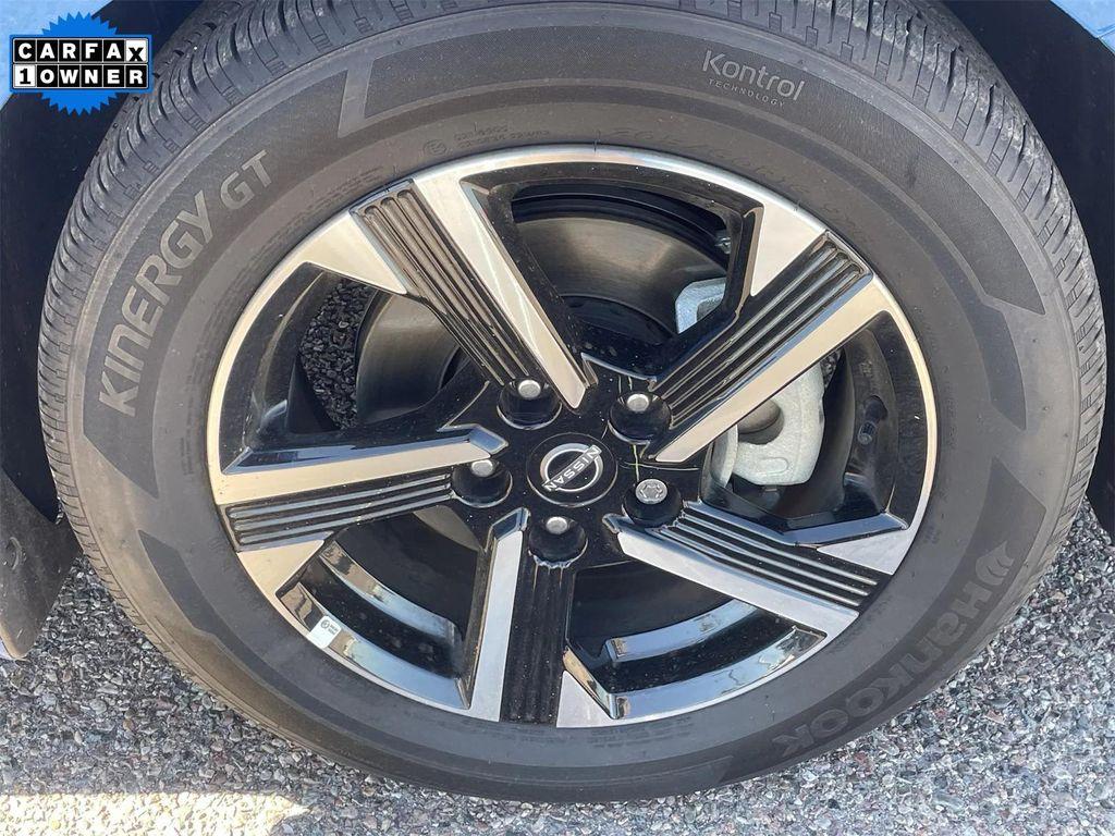 used 2025 Nissan Sentra car, priced at $17,997