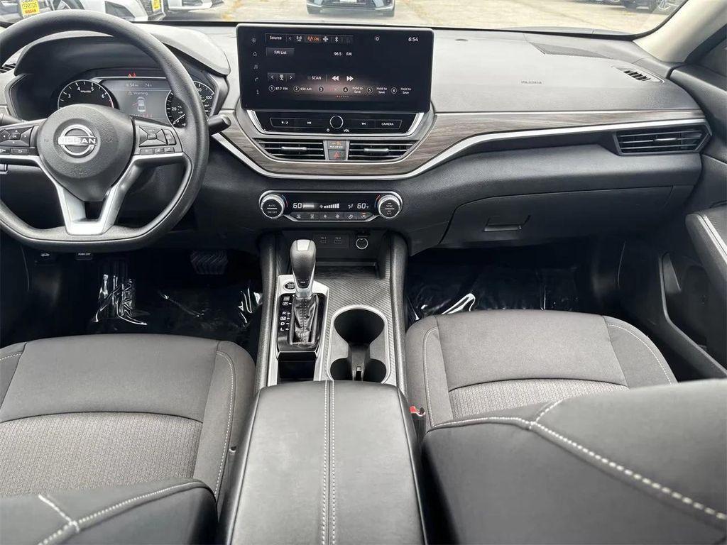 new 2025 Nissan Altima car, priced at $27,695