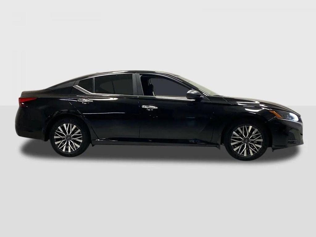 new 2025 Nissan Altima car, priced at $27,425