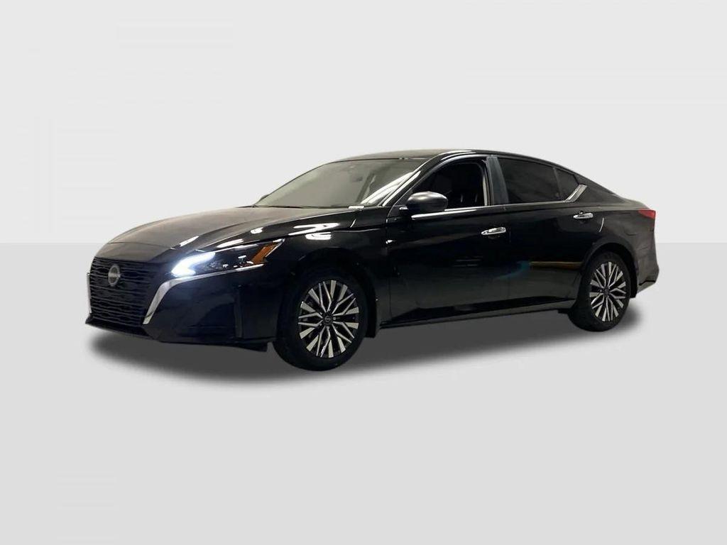 new 2025 Nissan Altima car, priced at $27,425