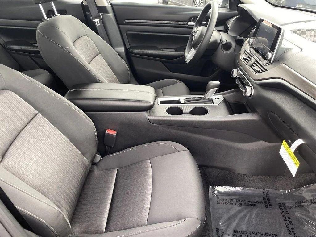 new 2025 Nissan Altima car, priced at $27,425