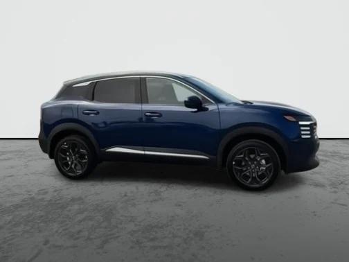 new 2025 Nissan Kicks car, priced at $26,260