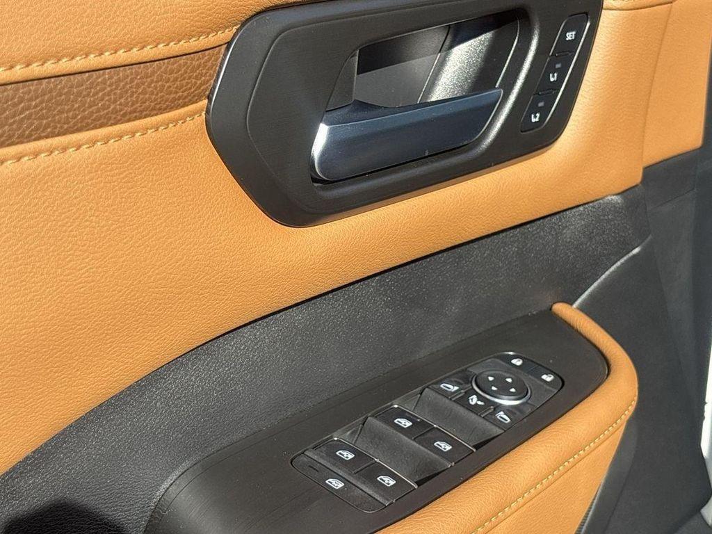 new 2025 Nissan Armada car, priced at $62,876