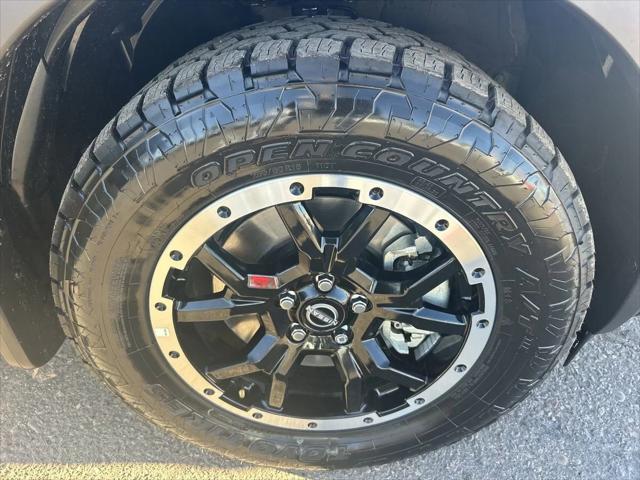 new 2025 Nissan Pathfinder car, priced at $42,367