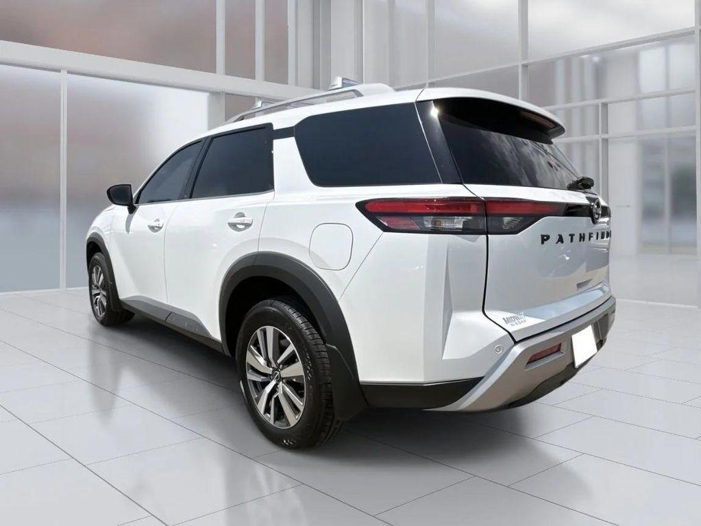 new 2025 Nissan Pathfinder car, priced at $35,961