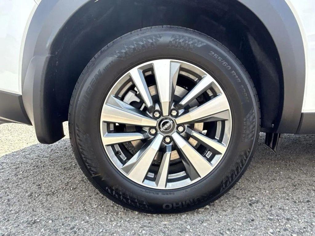 new 2025 Nissan Pathfinder car, priced at $35,961