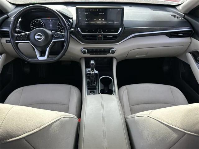 used 2023 Nissan Altima car, priced at $17,866