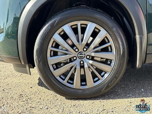 used 2024 Nissan Pathfinder car, priced at $35,511
