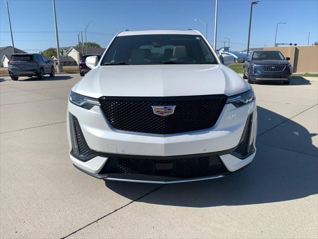 used 2023 Cadillac XT6 car, priced at $46,255