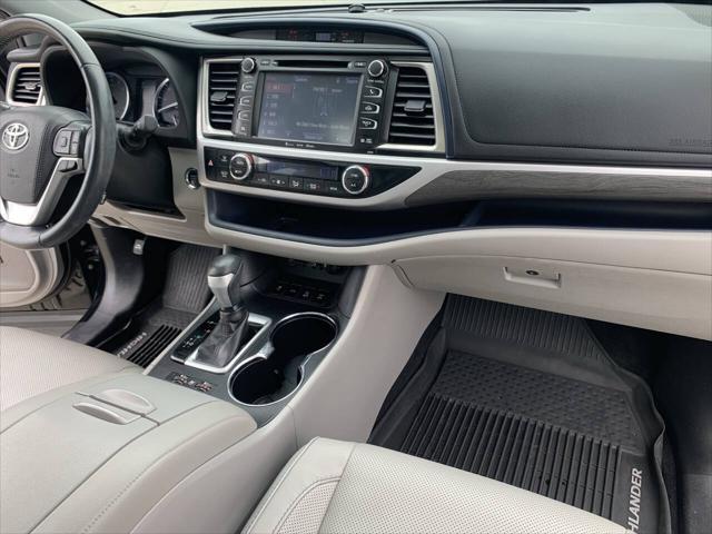 used 2019 Toyota Highlander car