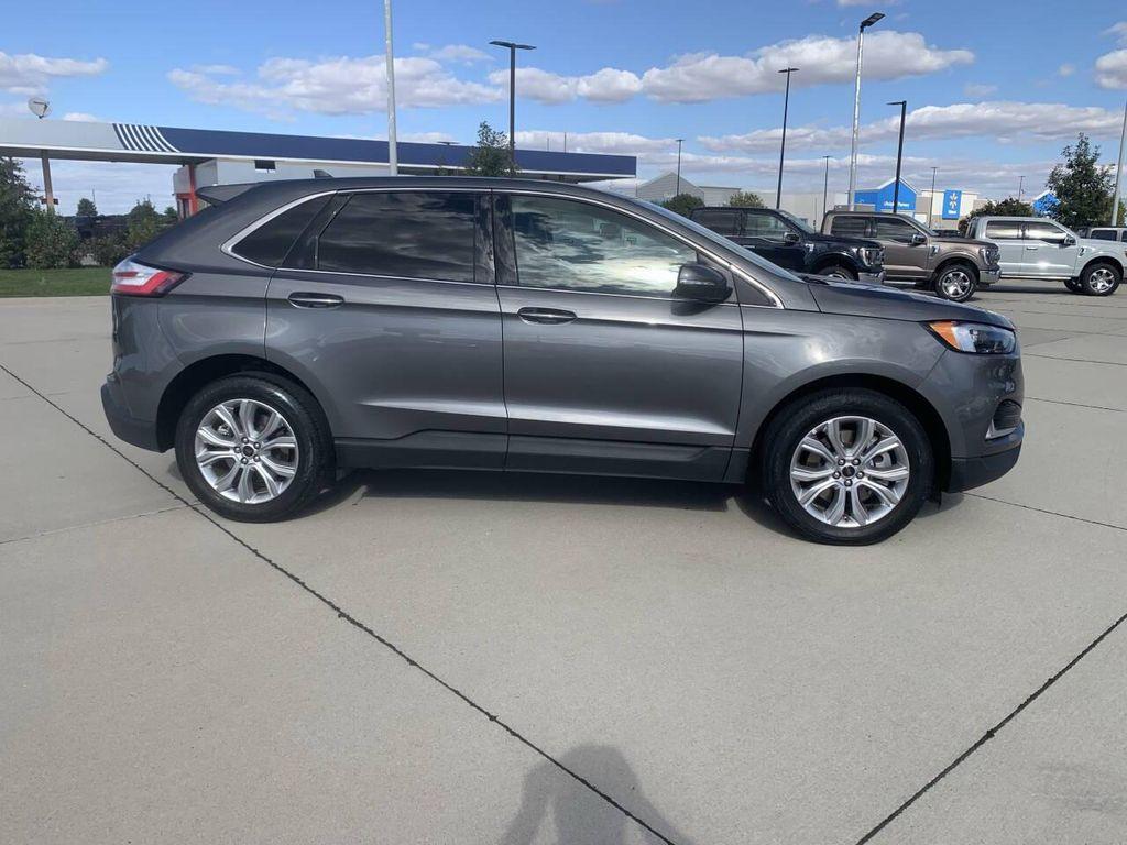 used 2024 Ford Edge car, priced at $26,995