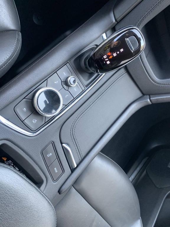 used 2021 Cadillac XT5 car, priced at $24,500