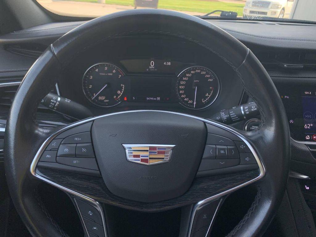 used 2021 Cadillac XT5 car, priced at $24,500