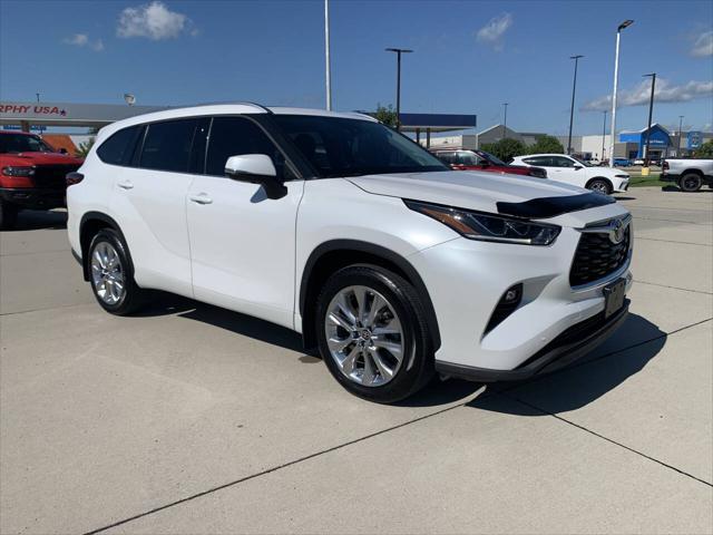 used 2023 Toyota Highlander car