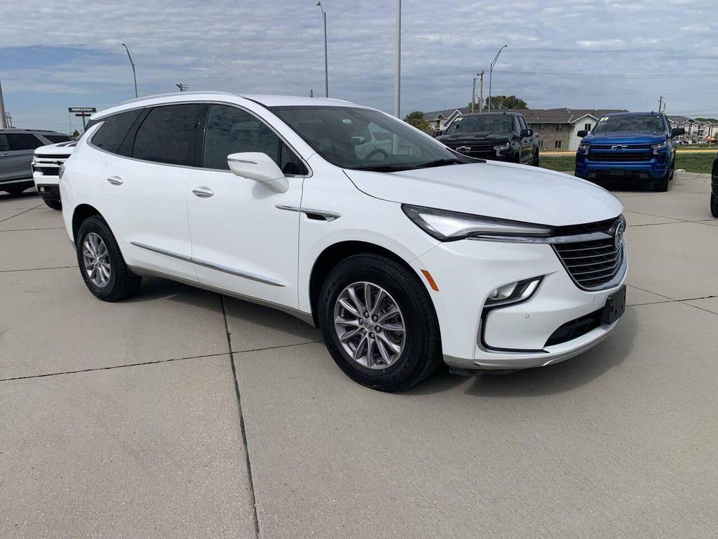 used 2024 Buick Enclave car, priced at $33,875
