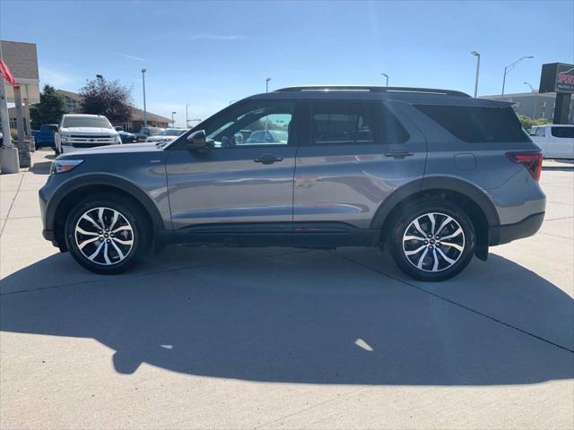 used 2023 Ford Explorer car