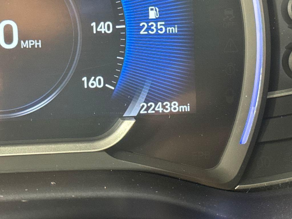 used 2020 Hyundai Santa Fe car, priced at $19,895